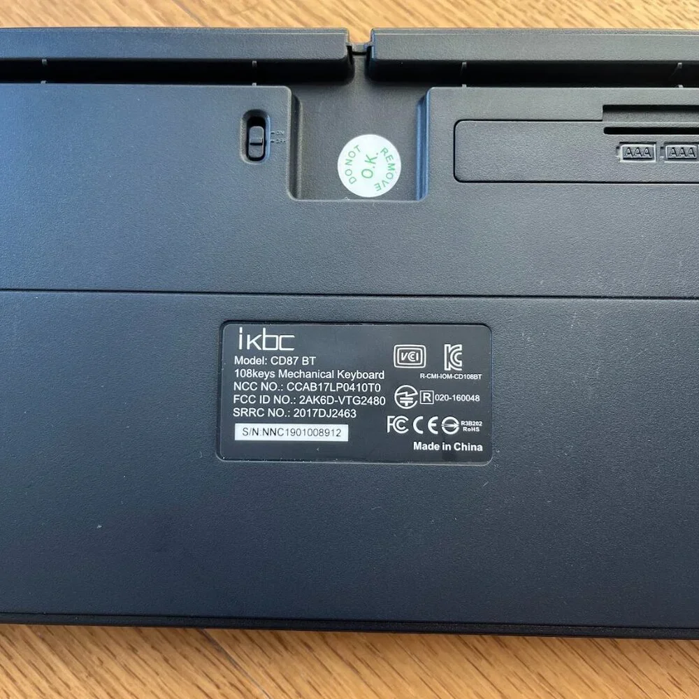 iKBC CD87BT Wired + Wireless 2 in 1 Mechanical Keyboard